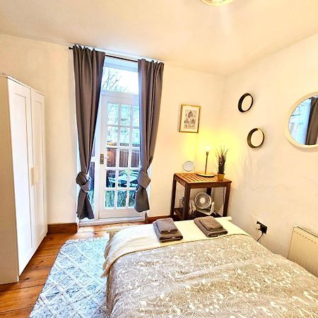 Lovely 1 Bed Apartment 2 Min To Station London Exterior foto